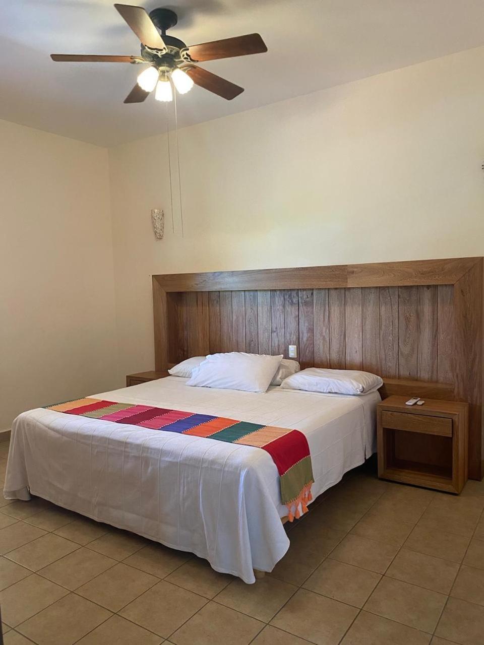 Marina Park Plaza P Appartement Santa Cruz Huatulco Buitenkant foto